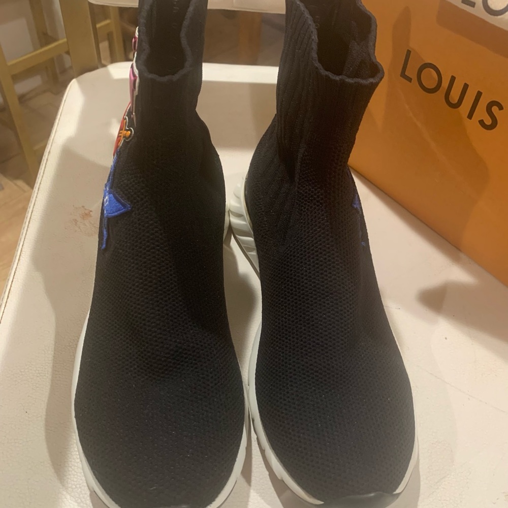 Louis Vuitton Patch Monogram Sneakers - image 7
